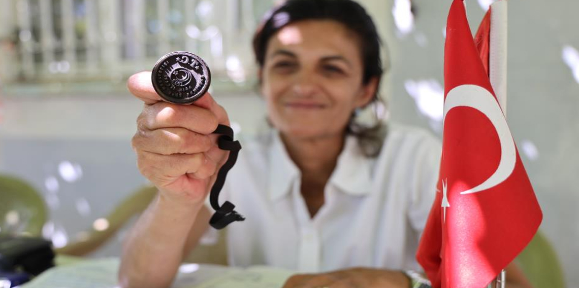 Elazığ Ağın'da kadın muhtar 23 yıldır görevde