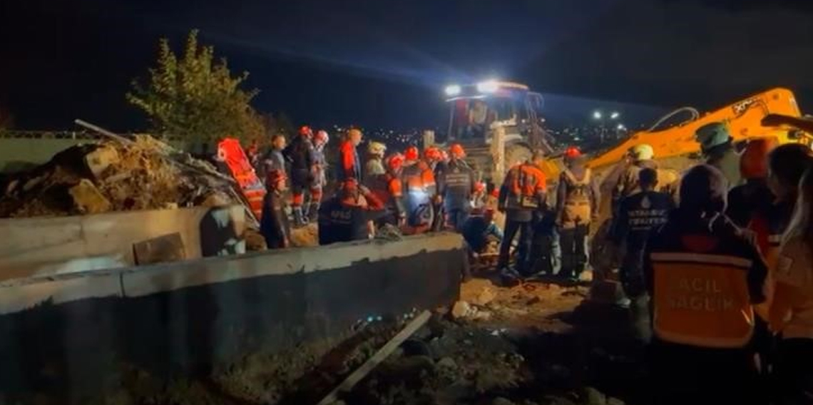 İstanbul Valiliğinden Büyükçekmece'deki göçükle ilgili açıklama