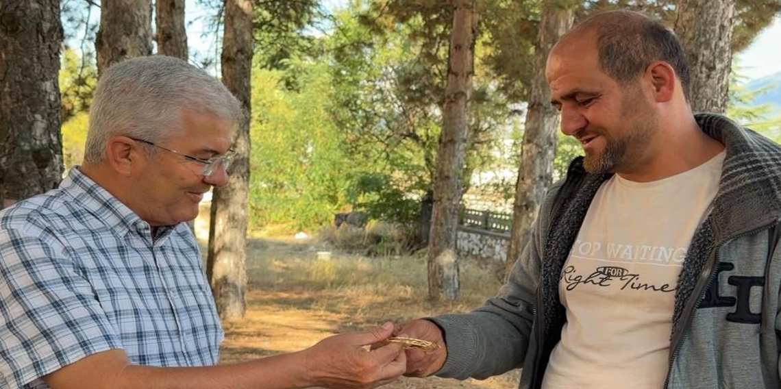 Üç bilezik, beş ay ve yürekleri ısıtan insanlık hikayesi