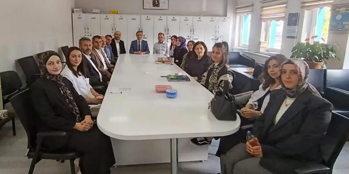 Kahraman, okullardaki eğitim çalışmalarını inceledi