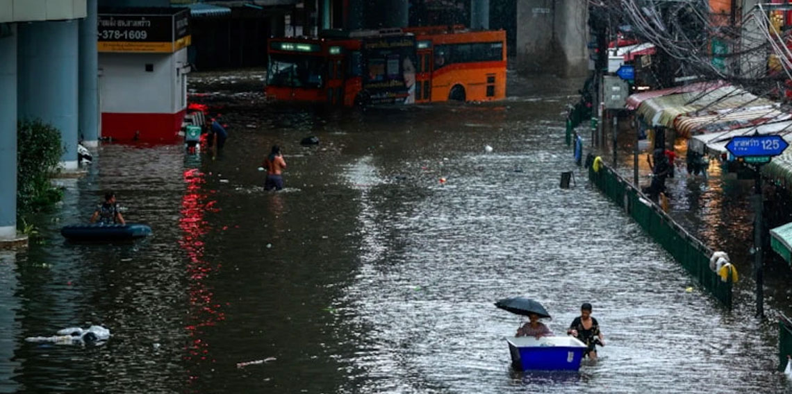 Tayland'ı sel vurdu: 50 ilçenin tamamı afet bölgesi ilan edildi