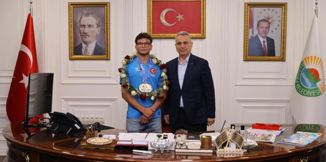 İlkadımlı Güreşçi Oğuzhan Kaya'dan gümüş madalya