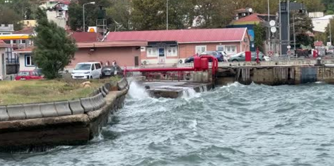 Sarıyer’de kuvvetli rüzgar etkili oluyor