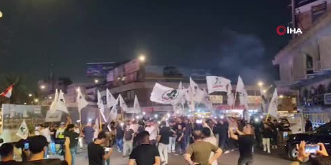 Bağdat’ta ABD işgalinin sona ermesi havai fişeklerle kutlandı
