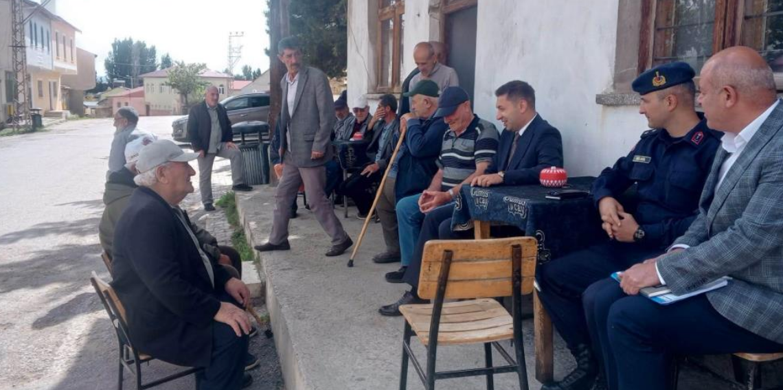 Aydıntepe Kaymakamı Yıldırım köylerde vatandaşların taleplerini dinledi