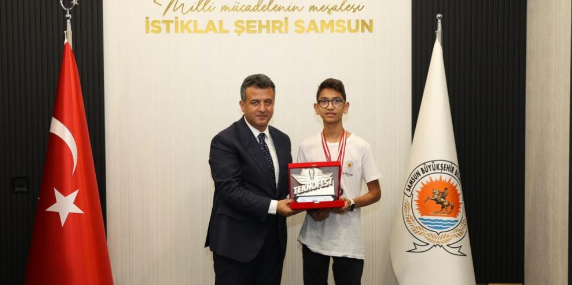 Samsunlu Kerem, TEKNOFEST dron şampiyonu oldu