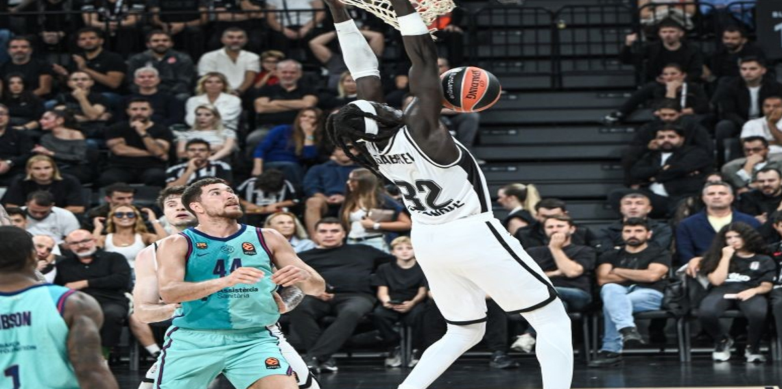 Beşiktaş  Evinde kaybetti