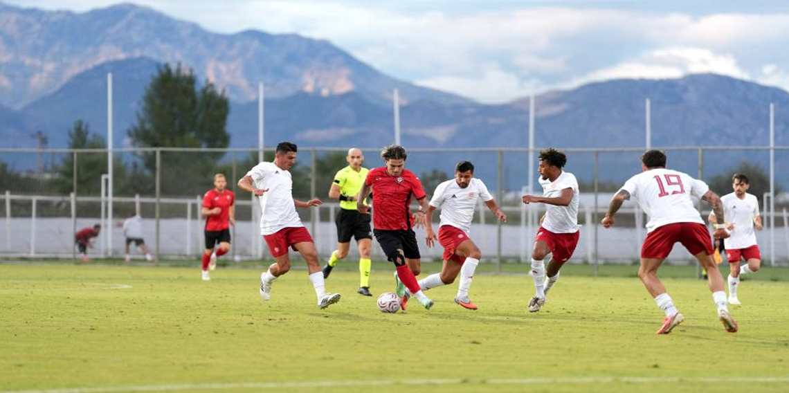 Çorum FK, hazırlık maçında Antalyaspor'a 2-1 mağlup oldu