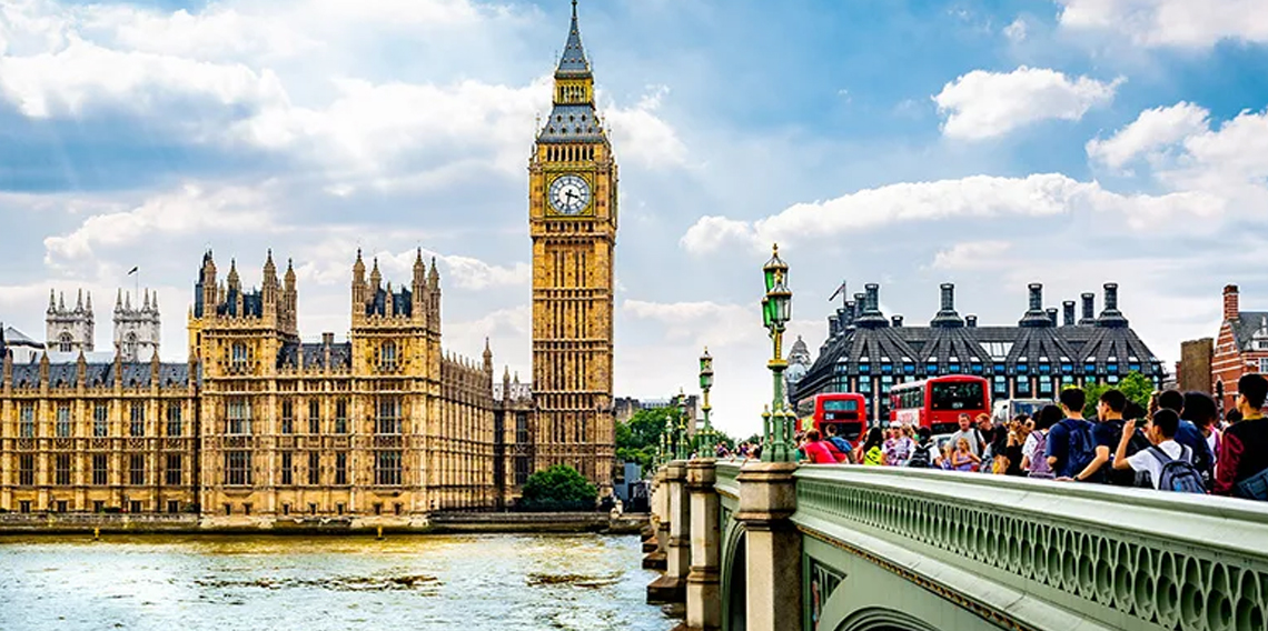 Arşivlerdeki dostluk Londra'da gün yüzüne çıktı