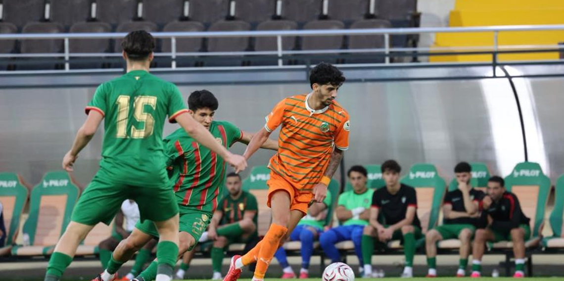 Alanyaspor, Amed Sportif Faaliyetler'i 4-0 mağlup etti