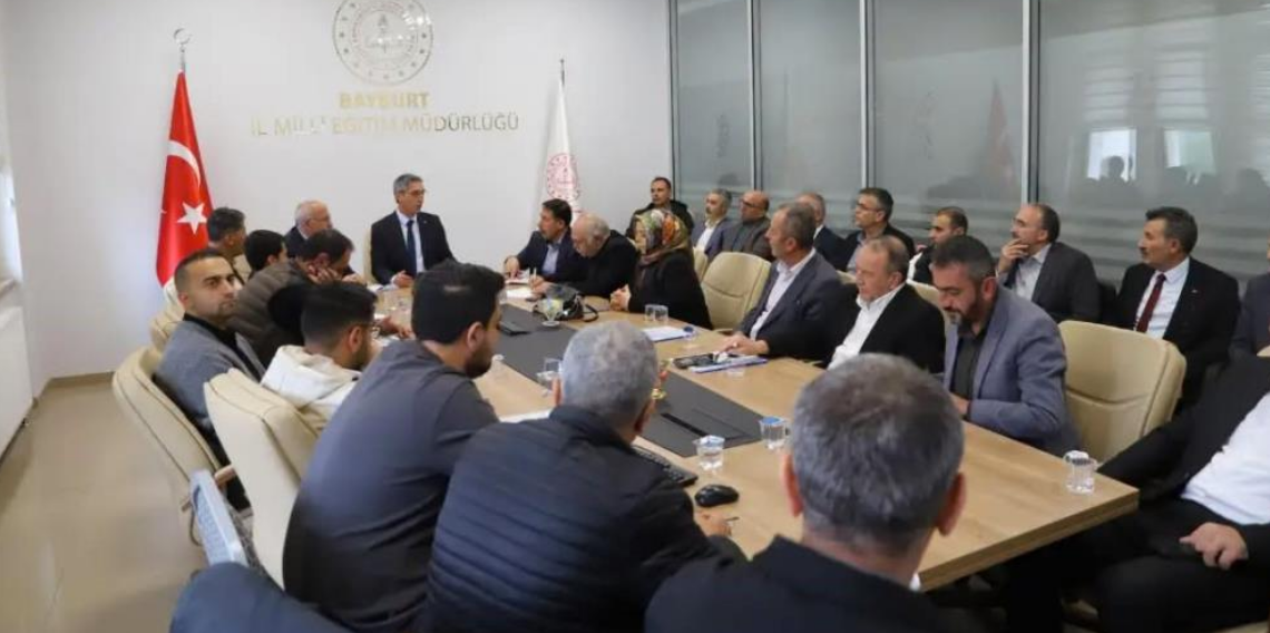 Taşımalı eğitimle ilgili çalışmalar toplantıda görüşüldü