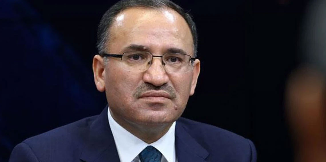 AK Parti'li Bozdağ, TBMM Başkanvekilliği görevinden istifa etti