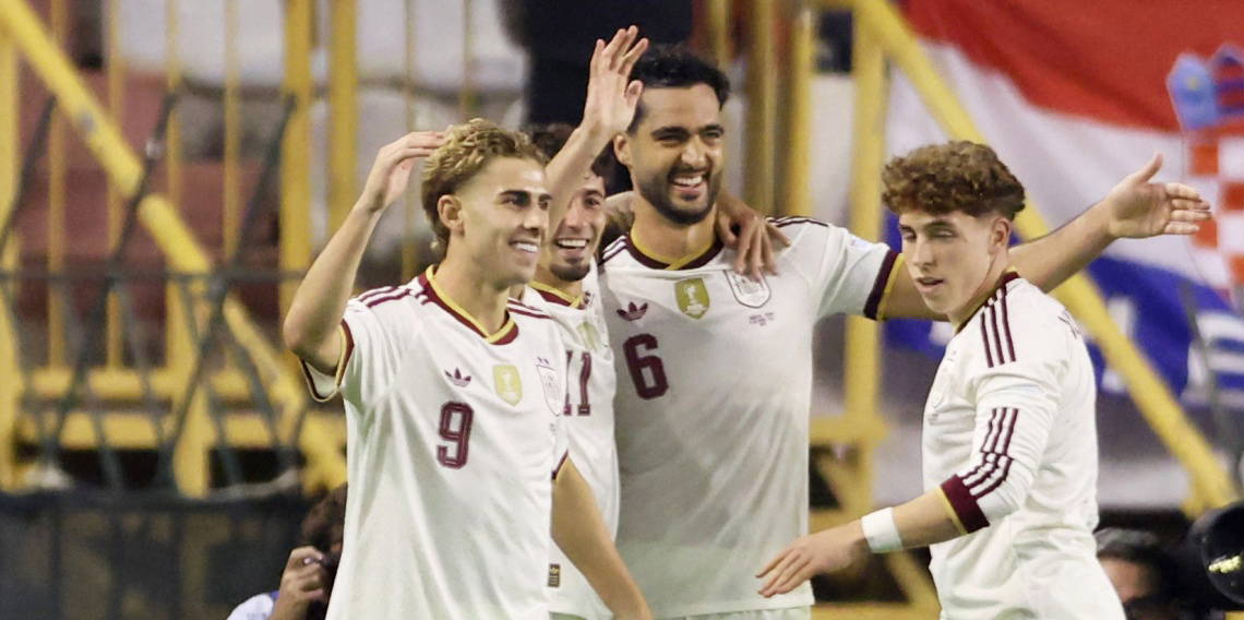 Hırvatistan 10 kişi kaldı: İspanya 4'te 4 yaptı!