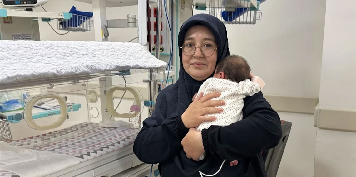 Anne karnında yaşam mücadelesi! Doğum öncesi tedavi ile büyük mucize
