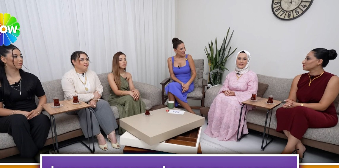 Gelin Evi'nde Ayşenur İlbey'in Evi Mercek Altında 