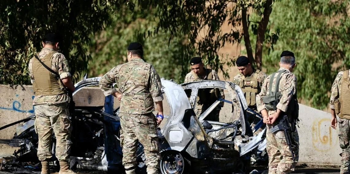 Lübnan’da İsrail ordusuna ait araç devrildi: 1 ölü, 3 yaralı