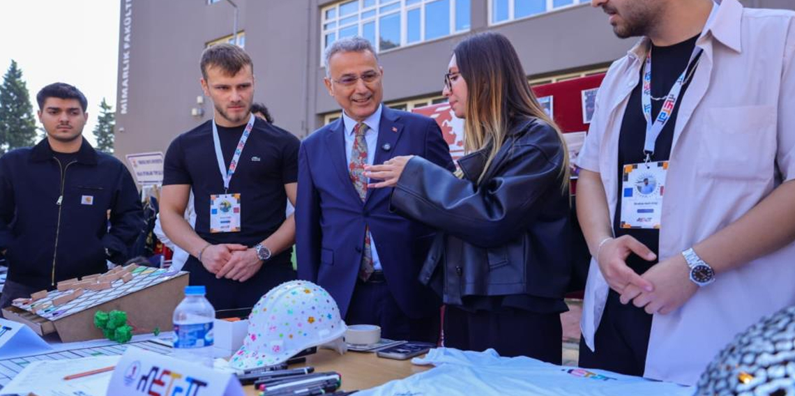 İlkadım'da gençlere her alanda destek