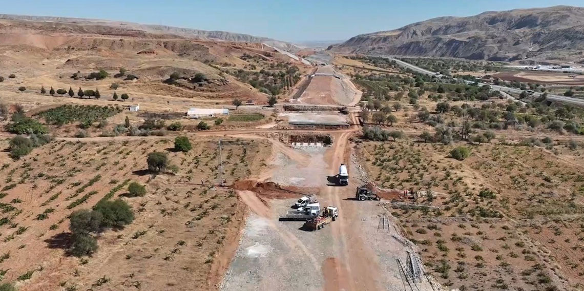 Ankara-Samsun arasındaki 6 saatlik yol 2,5 saate inecek! Bakan Uraloğlu müjdeyi verdi