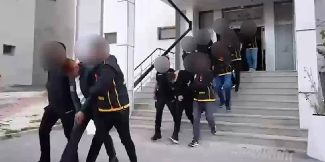 Van'daki operasyonda 11 tutuklu: 2.3 milyar TL’lik şüpheli para hareketi tespit edildi