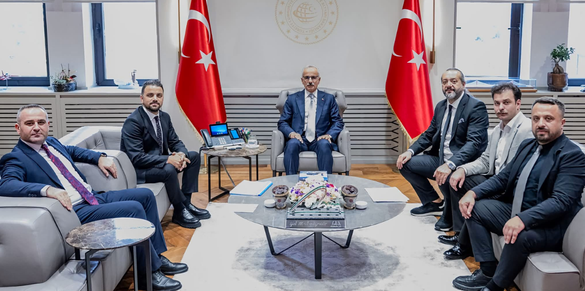 Uzungöl’e Devlet Eli: Bakan Uraloğlu’ndan Dev Festivale Tam Destek!
