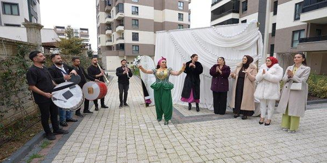 Gelin Evi'nde 1 milyon TL'lik çeyiz gündem oldu!