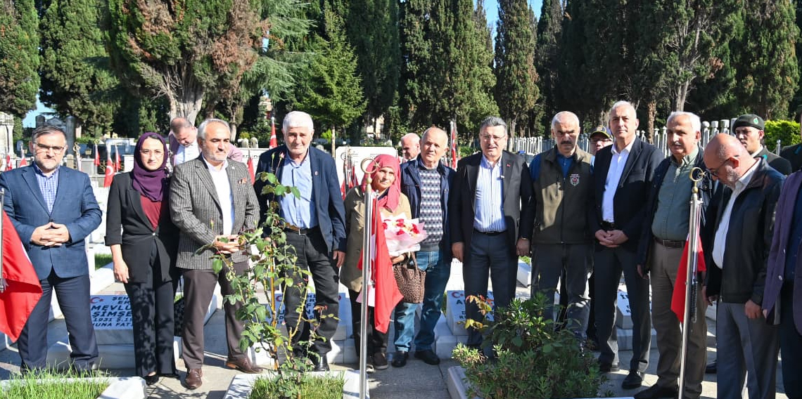 Trabzon'da Şehit Astsubay Samet Çakır kabri başında anıldı