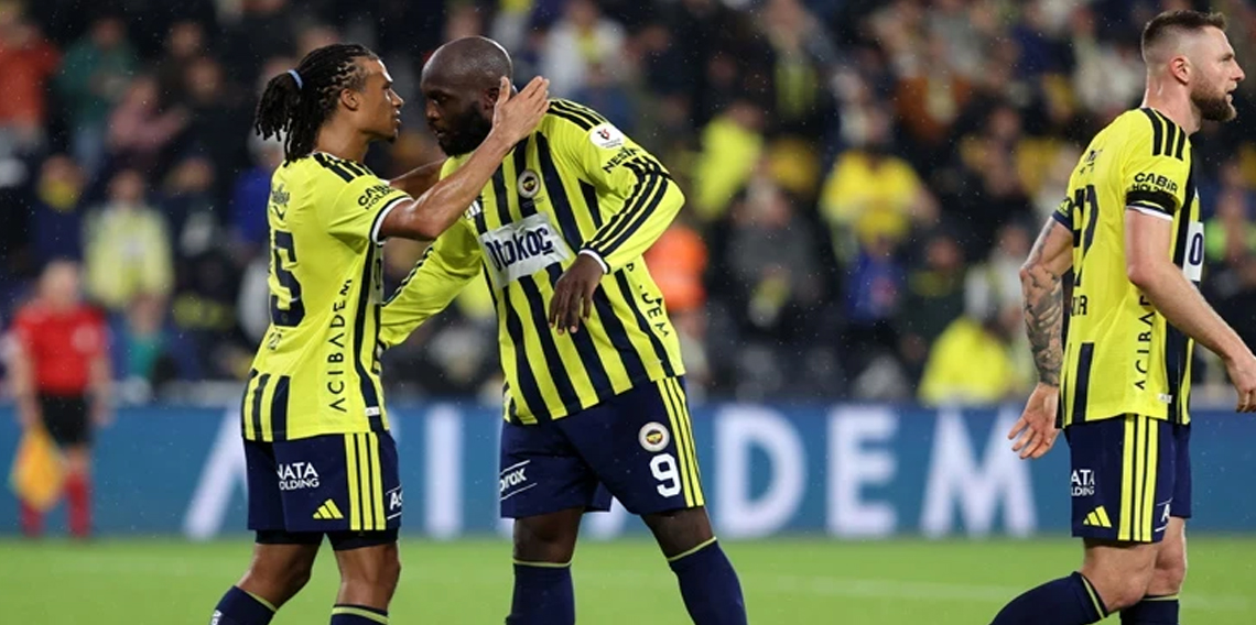 Alanya direnemedi! Fenerbahçe, Galatasaray derbisi öncesi kolay kazandı!