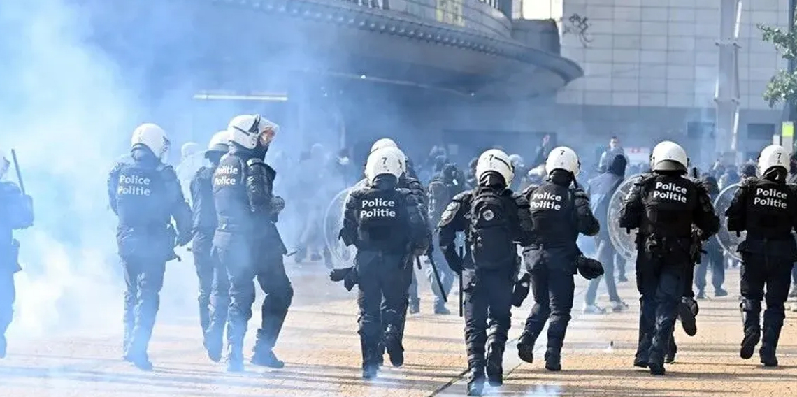 Belçika'daki protestolarda 5 polis yaralandı, 195 kişi gözaltına alındı