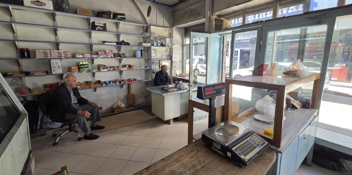 Samsun'un en eski bakkallarındandı, zamana yenildi