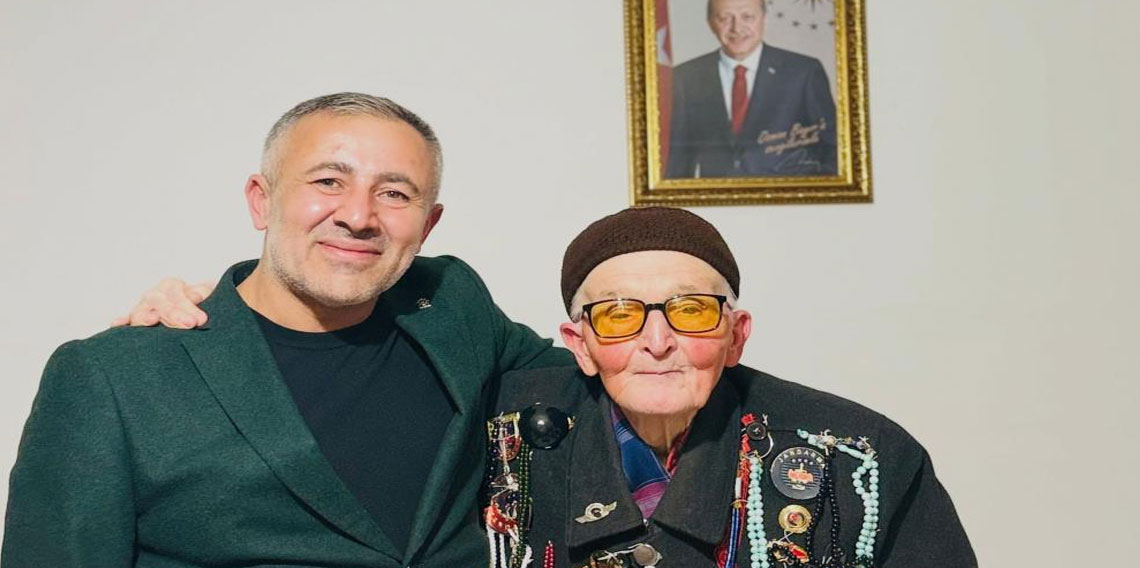 İl Başkanı Yıldırım, şehit babası Bayır ile bir araya geldi