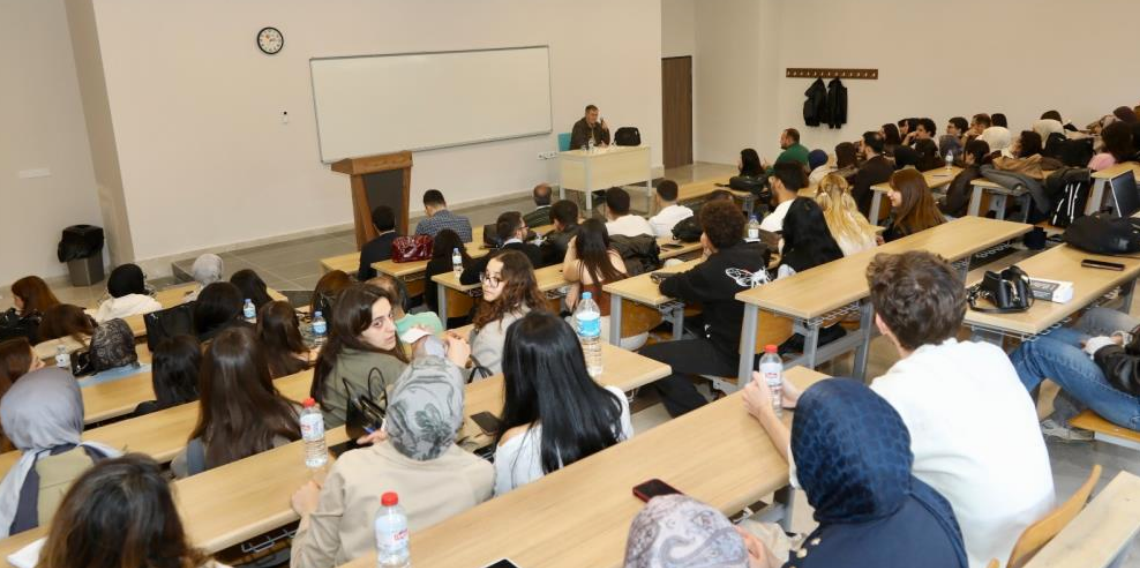 TOGÜ’de hukuk davalarında yapay zekanın rolü konuşuldu
