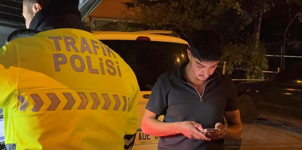 Polisin üzerine araç sürerek kaçtı, 'dava açarım' diyerek tehdit etti