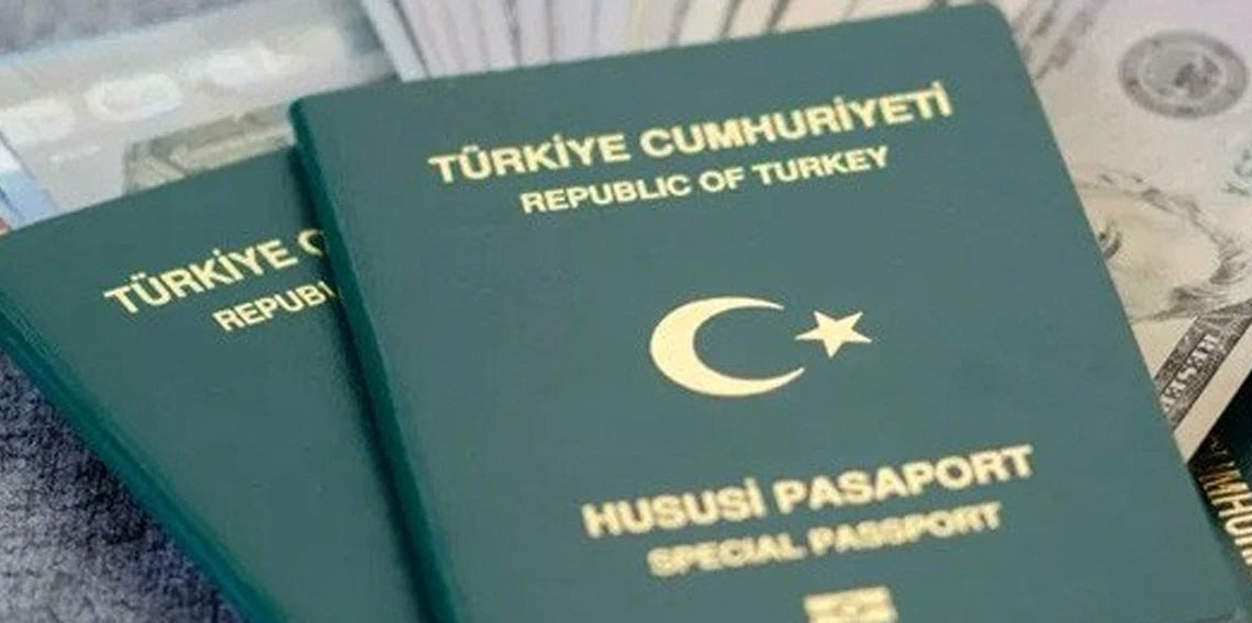 15 yılını dolduran gazetecilere yeşil pasaport mu geliyor?