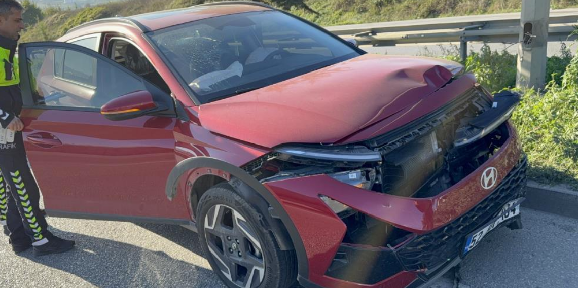 İlkadım'da Otomobiller Çarpıştı