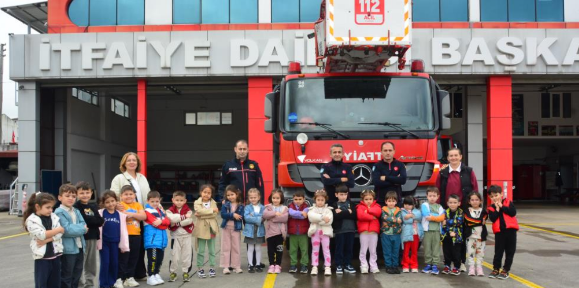 Ordu'da minikler itfaiyecilik mesleğini uygulamalı olarak öğrendi