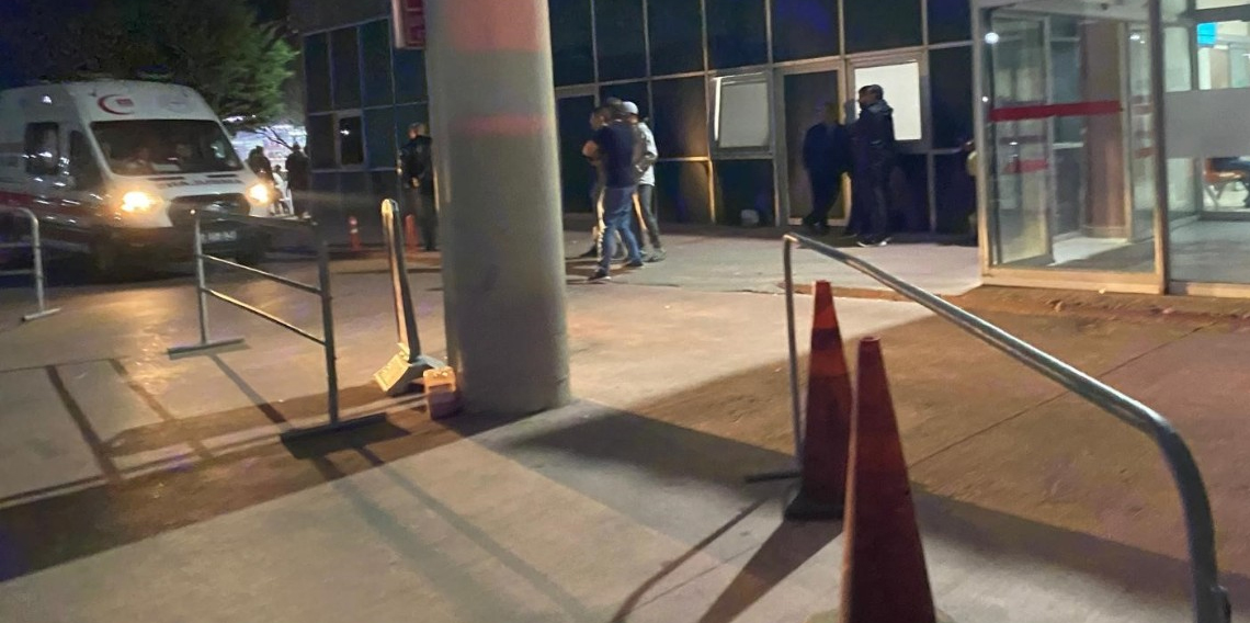 Ayvalık açıklarında tekne battı: 8 kişi kurtarıldı, 1 kayıp