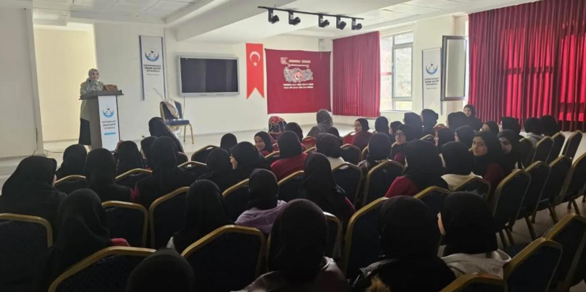 Bayburt’ta Öğrencilere Sabır ve Tevekkülün Önemi Anlatıldı