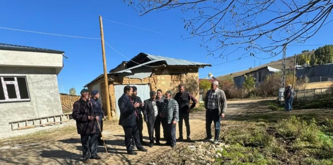 Demirözü Kaymakamı Ahat’tan Otlukbeli ve Elmalı Köylerine Ziyaret