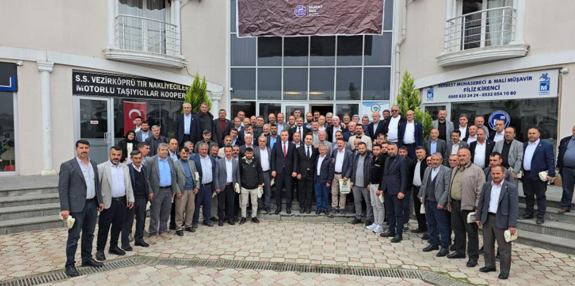 Vezirköprü’de Muhtarlar ve Protokol Bir Araya Geldi: Mahallelerin Sorunları Masaya Yatırıldı
