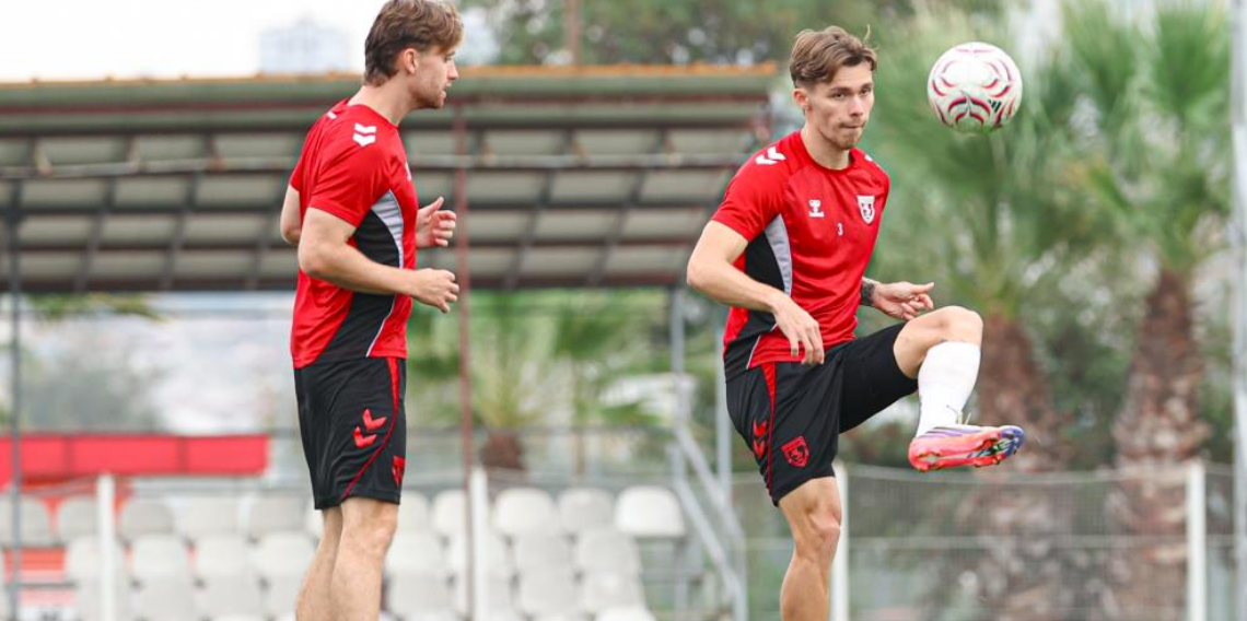 Samsunspor’da Başakşehir FK alarmı! Nenad Bjelica yönetiminde çift idman