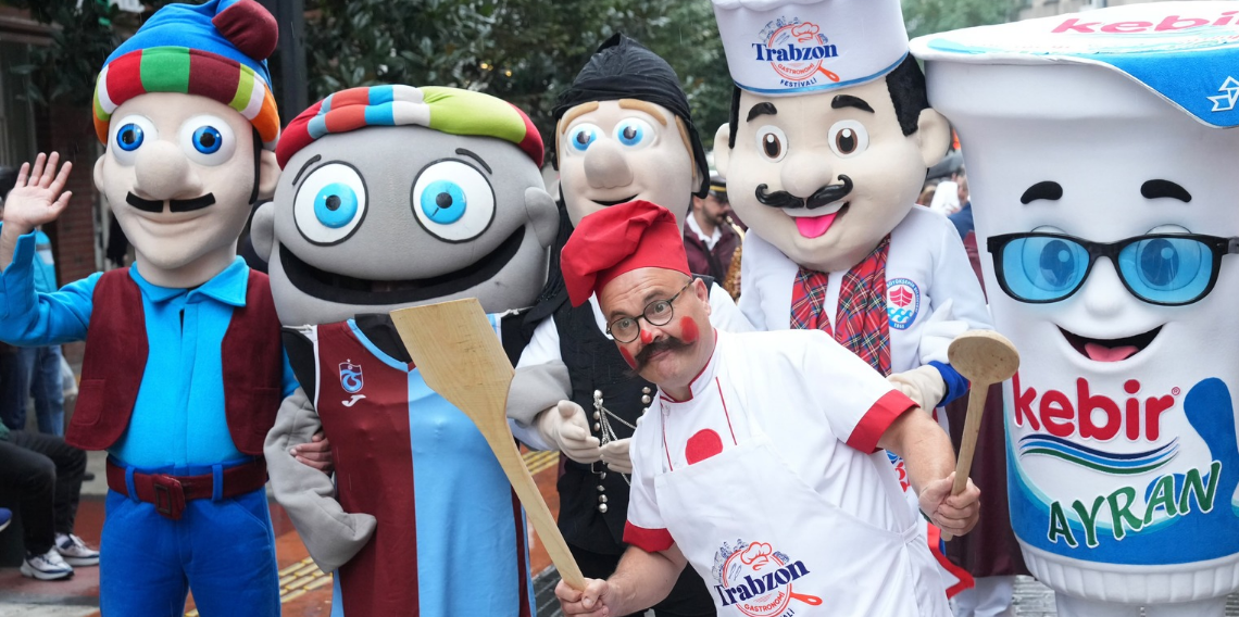 Trabzon Gastronomi Festivali Renkli Görüntülerle Başladı
