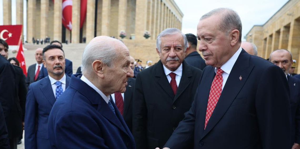 Erdoğan’ın Anıtkabir törenindeki kravatında KAAN detayı