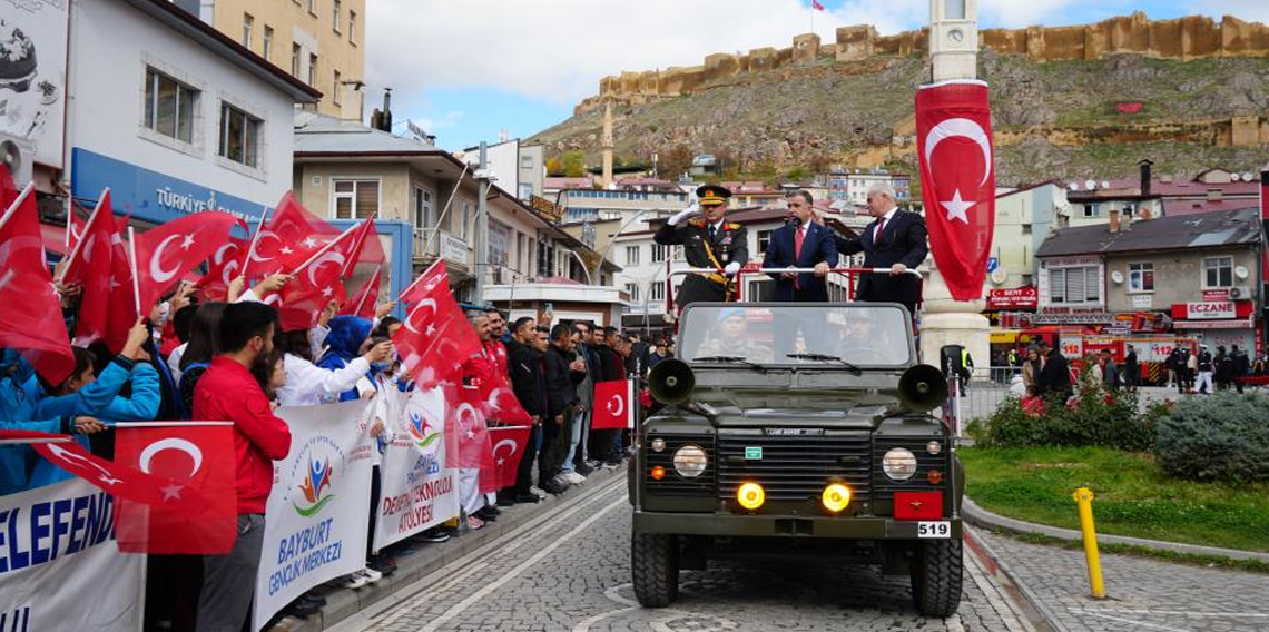 Bayburt’ta Cumhuriyet Bayramı coşkuyla kutlandı