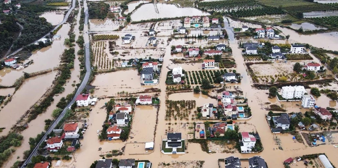 Türkiye'nin tatil cenneti felaketi yaşıyor! Görüntüler endişe verici