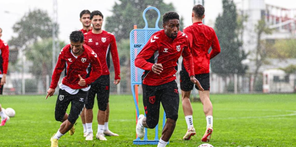 Samsunspor’da Başakşehir maçı kritik viraj! 7 maçlık mağlubiyet serisini bitirmek istiyor